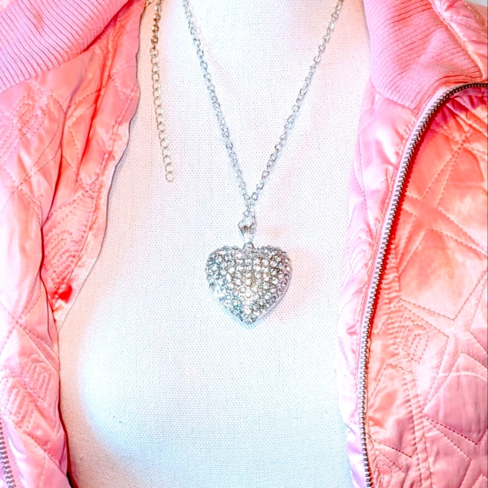 💎 PUFFY RHINESTONE HEART NECKLACE 🩷🤍